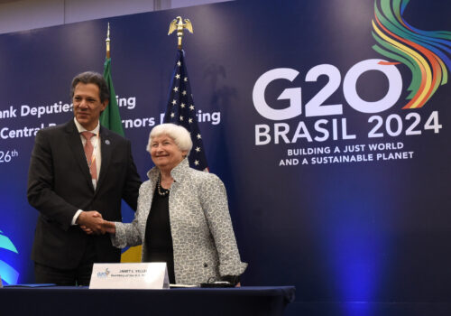 Pınar Dost joins “Strait Talk” at TRT World to discuss the G20 Summit in South Africa